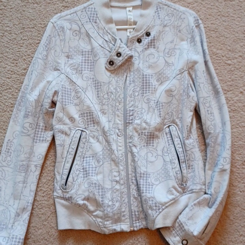 Lululemon jacket